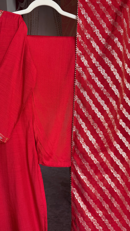 Red Mul Cotton Kurta Set with Handwork and Banaras Dupatta